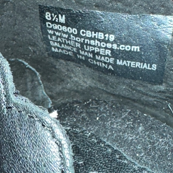 Born Women's Black Flat Shoes Size 8 1/2 M - Picture 9 of 16